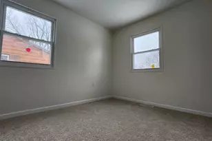 723 Fox River Rd, Valparaiso, IN 46385 - Photo 7