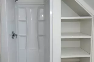 723 Fox River Rd, Valparaiso, IN 46385 - Photo 3