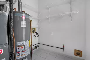 105 E Bates St, Hebron, IN 46341 - Photo 19