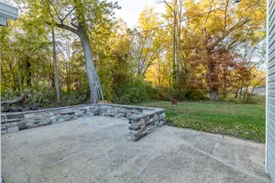 2290 Newton St, Lake Station, IN 46405 - Photo 29