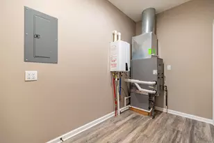 2290 Newton St, Lake Station, IN 46405 - Photo 27