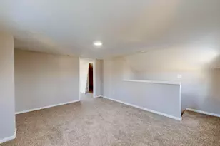 218 N Ash St, Hobart, IN 46342 - Photo 25