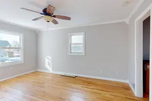 218 N Ash St, Hobart, IN 46342 - Photo 11