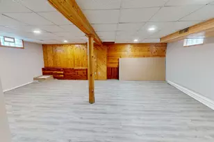 218 N Ash St, Hobart, IN 46342 - Photo 29