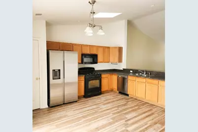 691 W 77th Avenue, Merrillville, IN 46410 - Photo 3