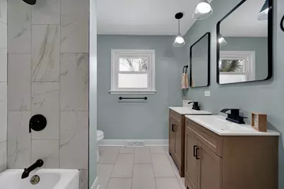 8228 Greenwood Avenue, Munster, IN 46321 - Photo 15