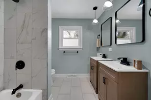 8228 Greenwood Ave, Munster, IN 46321 - Photo 15