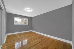 8228 Greenwood Ave, Munster, IN 46321 - Photo 13