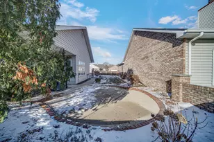 237 Azalea Dr, Hobart, IN 46342 - Photo 19