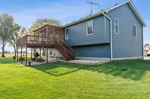 372 Radcliff Dr, Valparaiso, IN 46383 - Photo 27