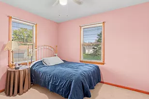 372 Radcliff Dr, Valparaiso, IN 46383 - Photo 17