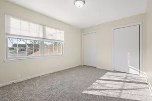 200 Summertree Dr, Westchester Township, IN 46304 - Photo 17