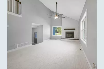 564 W 250 S, Hebron, IN 46341 - Photo 7