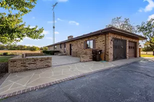 11421 N 1200 W, Demotte, IN 46310 - Photo 3