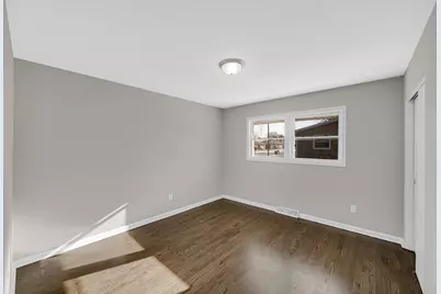 326 S Lasalle Street, Hobart, IN 46342 - Photo 11