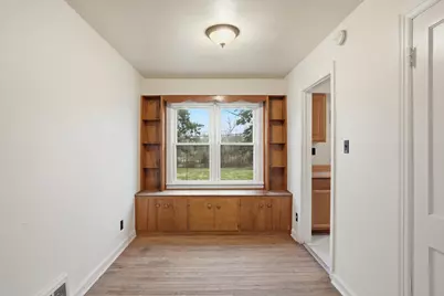 1017 W 63rd Avenue, Merrillville, IN 46410 - Photo 7