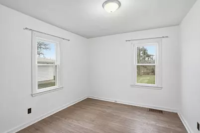 1017 W 63rd Avenue, Merrillville, IN 46410 - Photo 11