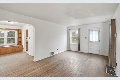 1017 W 63rd Avenue, Merrillville, IN 46410 - Photo 5