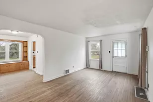 1017 W 63rd Ave, Merrillville, IN 46410 - Photo 5