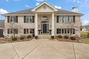 9280 Monix Dr, Saint John, IN 46373 - Photo 5