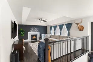 9280 Monix Dr, Saint John, IN 46373 - Photo 7