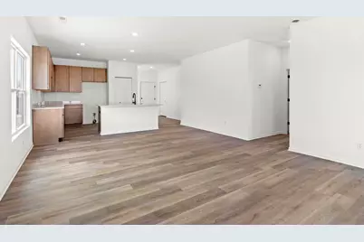 6430 E 103rd Avenue, Crown Point, IN 46307 - Photo 7