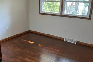 2532 Ohio St, Michigan City, IN 46360 - Photo 3