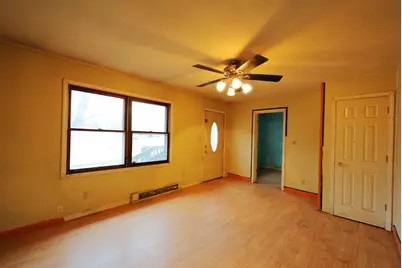 2627 E 1071 N, Demotte, IN 46310 - Photo 11