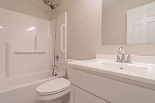 11792 Rhode Island St, Crown Point, IN 46307 - Photo 27