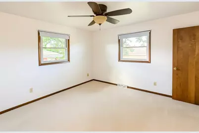 3631 Manor Drive, Highland, IN 46322 - Photo 9