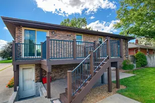 3631 Manor Dr, Highland, IN 46322 - Photo 3