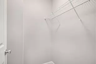 4520 W 78th Pl, Merrillville, IN 46410 - Photo 13