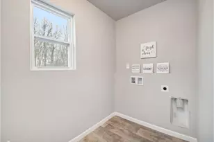 4520 W 78th Pl, Merrillville, IN 46410 - Photo 15