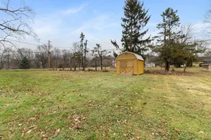 2201 Linda Rd, Valparaiso, IN 46383 - Photo 25