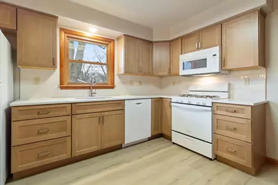 2201 Linda Road, Valparaiso, IN 46383 - Photo 9