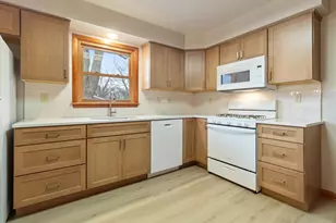 2201 Linda Rd, Valparaiso, IN 46383 - Photo 9