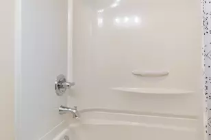 2201 Linda Rd, Valparaiso, IN 46383 - Photo 13