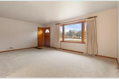 2201 Linda Road, Valparaiso, IN 46383 - Photo 3