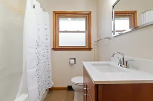 2201 Linda Rd, Valparaiso, IN 46383 - Photo 11