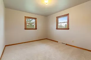 2201 Linda Rd, Valparaiso, IN 46383 - Photo 15