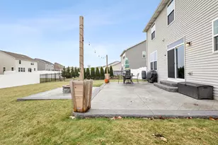 10411 Douglas Dr, Saint John, IN 46373 - Photo 21