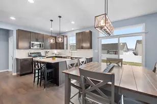 10411 Douglas Dr, Saint John, IN 46373 - Photo 3