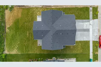 4427 W 77th Avenue, Merrillville, IN 46410 - Photo 33