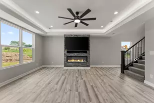 4421 W 77th Ave, Merrillville, IN 46410 - Photo 9