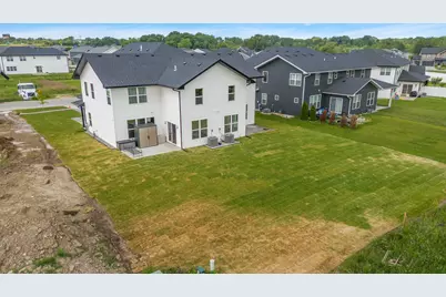 4421 W 77th Avenue, Merrillville, IN 46410 - Photo 45