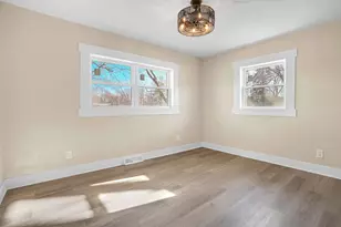 1952 Hayes Leonard Rd, Valparaiso, IN 46385 - Photo 21