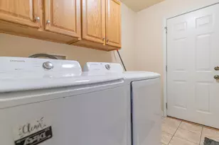 215 Dundee St, Valparaiso, IN 46385 - Photo 17