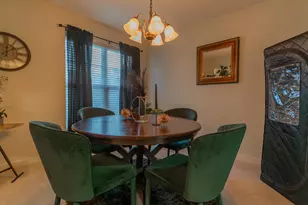 215 Dundee St, Valparaiso, IN 46385 - Photo 5