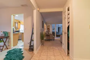 215 Dundee St, Valparaiso, IN 46385 - Photo 7