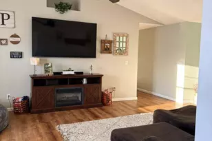 11530 Salyer Dr, Wheatfield, IN 46392 - Photo 5